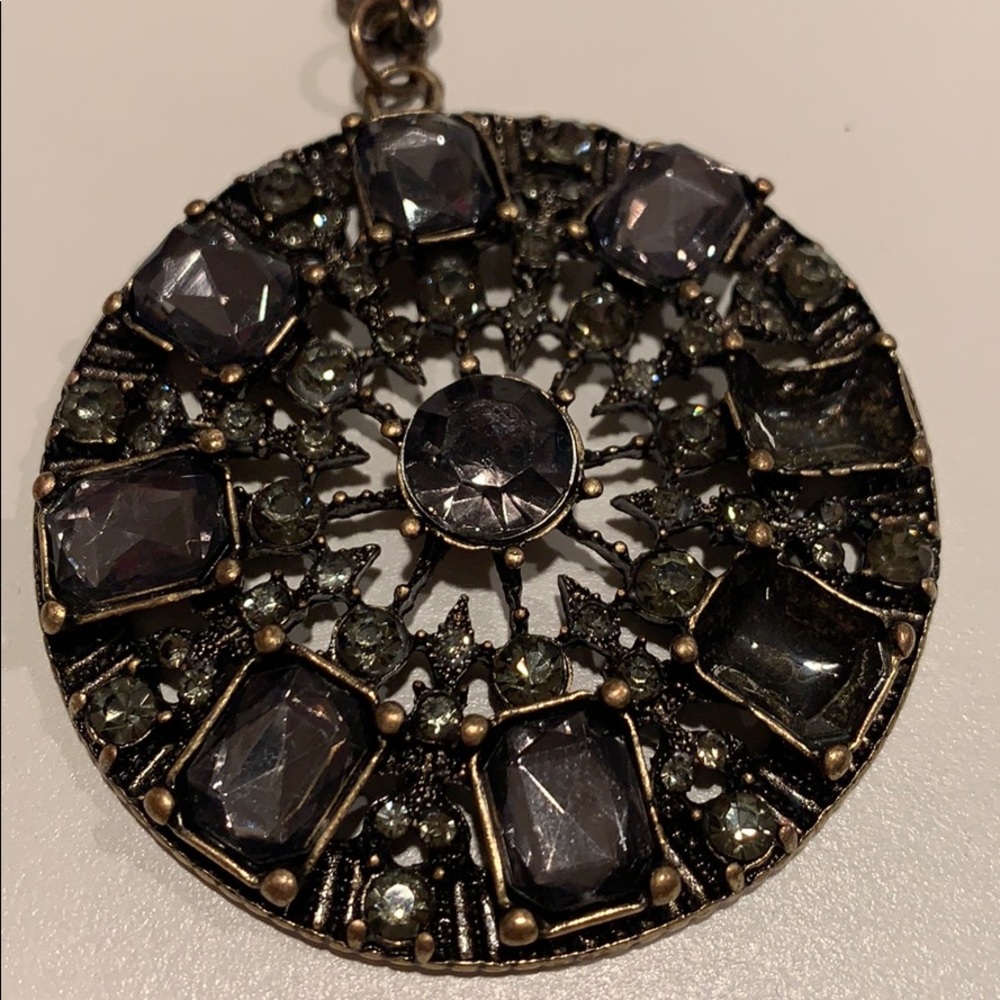Pendant Necklace. Gunmetal Color